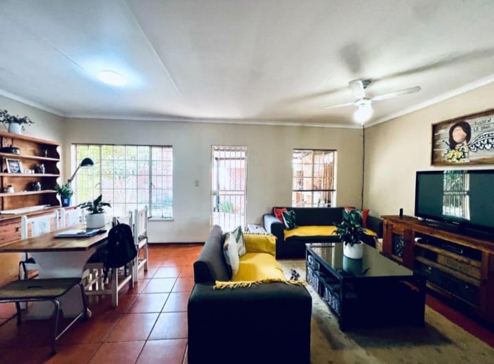 To Let 2 Bedroom Property for Rent in Langenhovenpark Free State